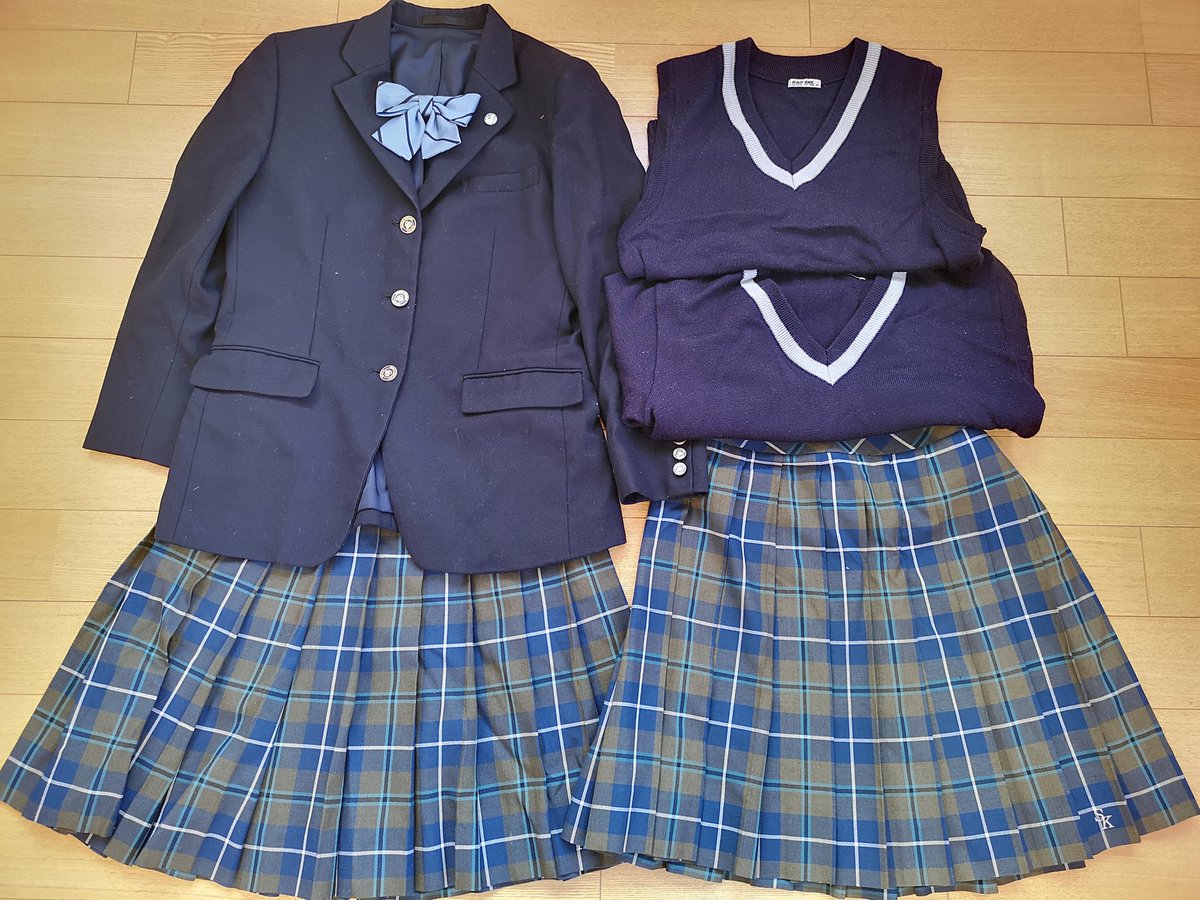 清水国際高校（静岡県）の制服セットを買い取らせて頂きました。こちら