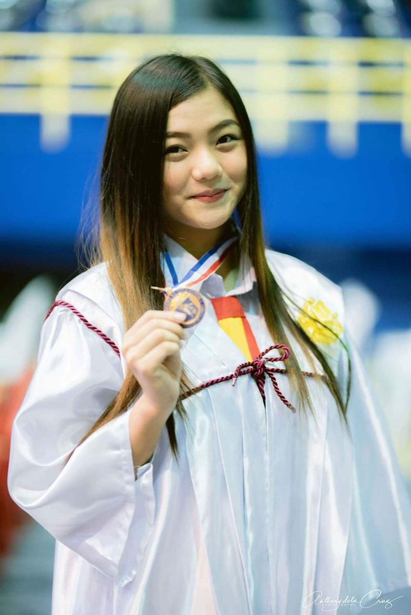 starhuntabscbn's tweet photo. Congratulations on your graduation Jelay, and best wishes for your next adventure! ✨ 🎓 Your Star Hunt family is proud of you! ❤️ https://t.co/nqkZg3tVTZ