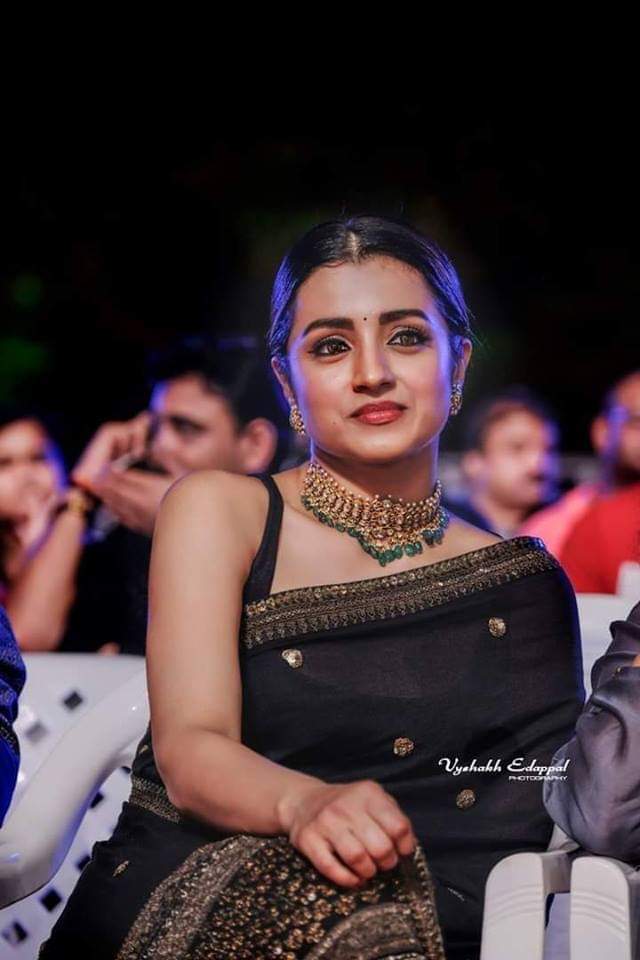 D3cBRojU8AA4oRy?format=jpg&name=medium