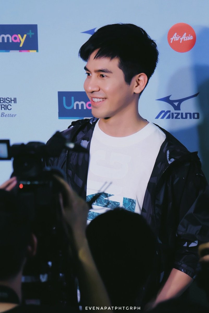 SEVENAPAT's tweet photo. หล่อเหมือนดังหล่อหลอมยิ่งดูยิ่งหล่อออออ 🎶💕 #popezaap https://t.co/EWwIaV2eey