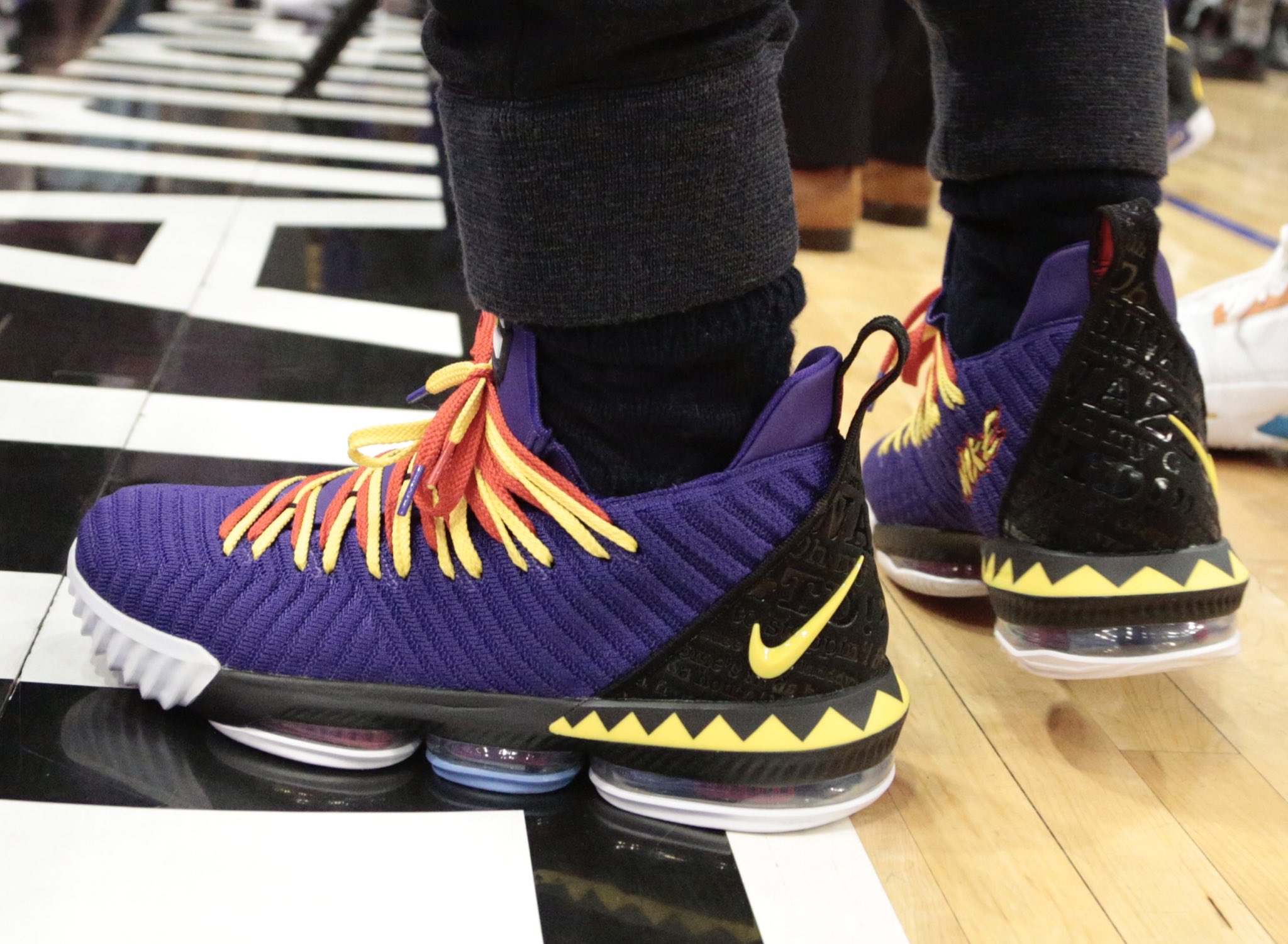 Lebron 16 2024 martin on feet