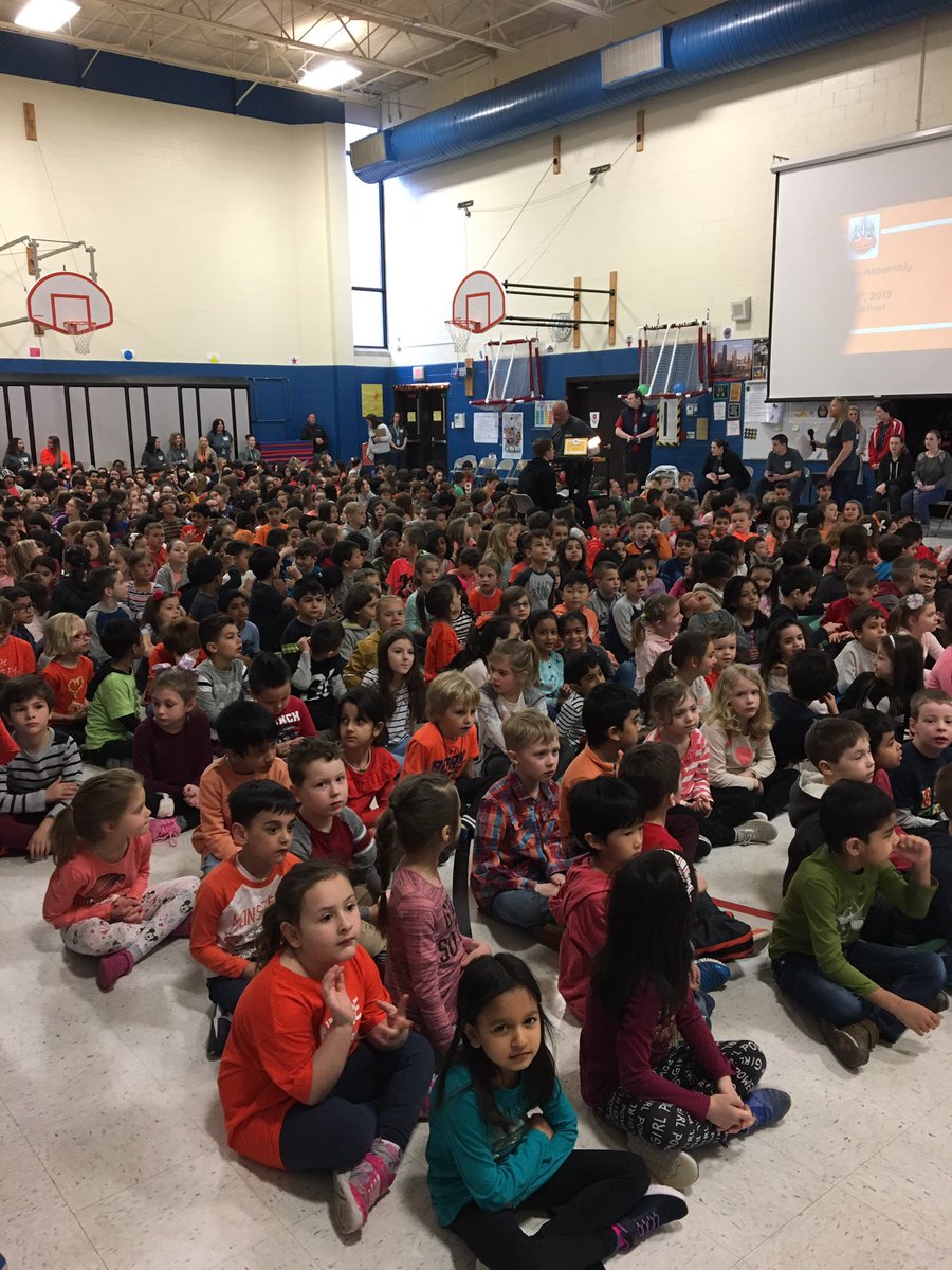NergeLRC's tweet photo. You could see all the happiness in the gym as we honored our community partners today! Thank you!!! 🥰
#NergeInspires 
#WeAre54 
#54Happiness https://t.co/B0PWweEum9