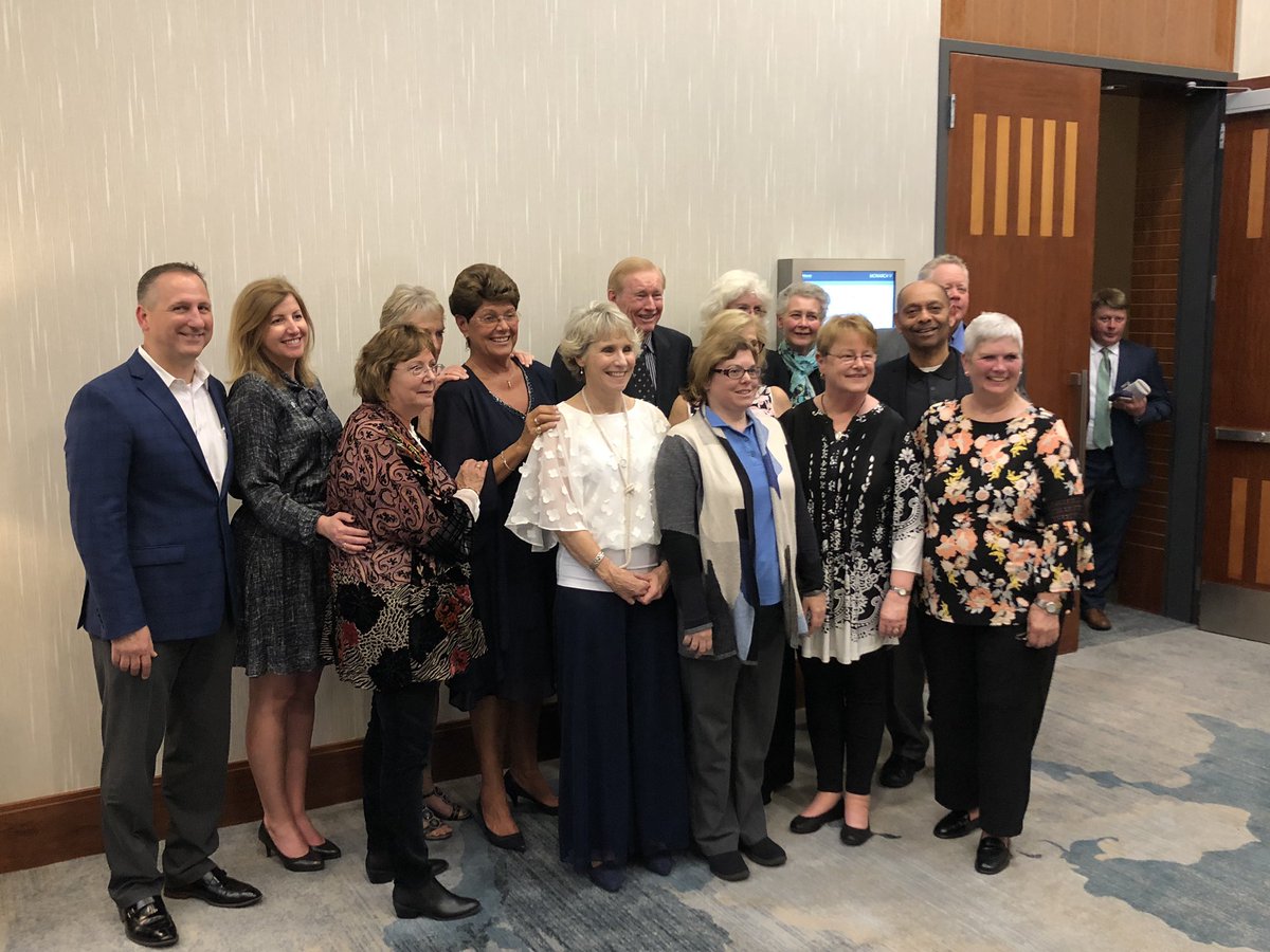 VaSportsHoF's tweet photo. A great start to #2019InductionWeekend. Virginia sports fans showed up and showed out celebrating the Class of 2019! 2 more events tomorrow! @Ruben7974 @JeffBurton #WendyLarry #MarkLenzi #HeathMiller #BusterOBrien @oldjogger #TomYeager https://t.co/DVOcTr602s