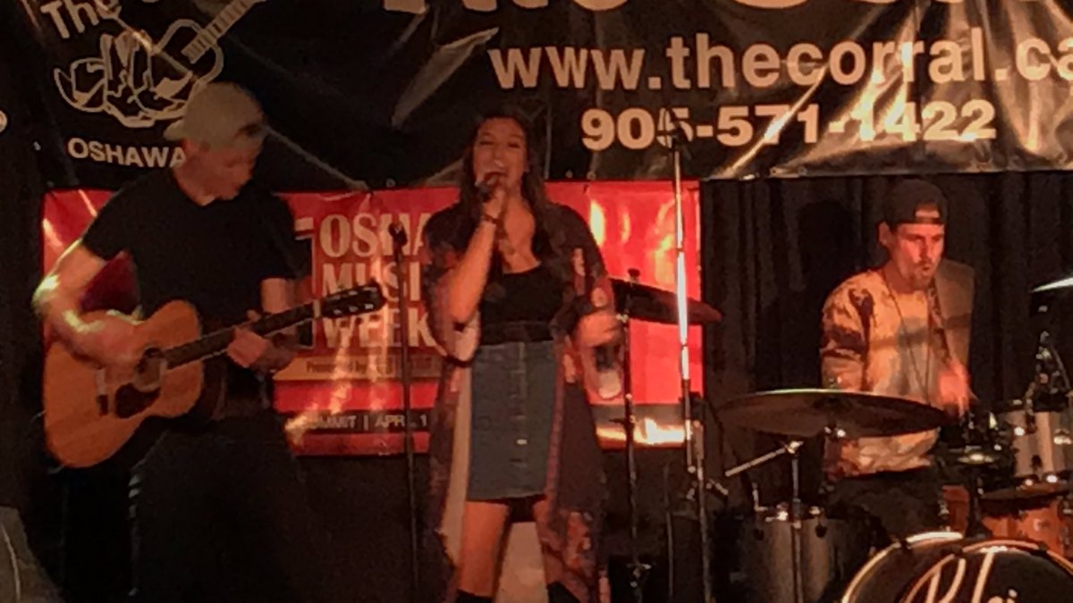 oshawamusicweek's tweet photo. .@RobynOttolini is killing it at The Corral! #OMW19 https://t.co/wR8LautyiW