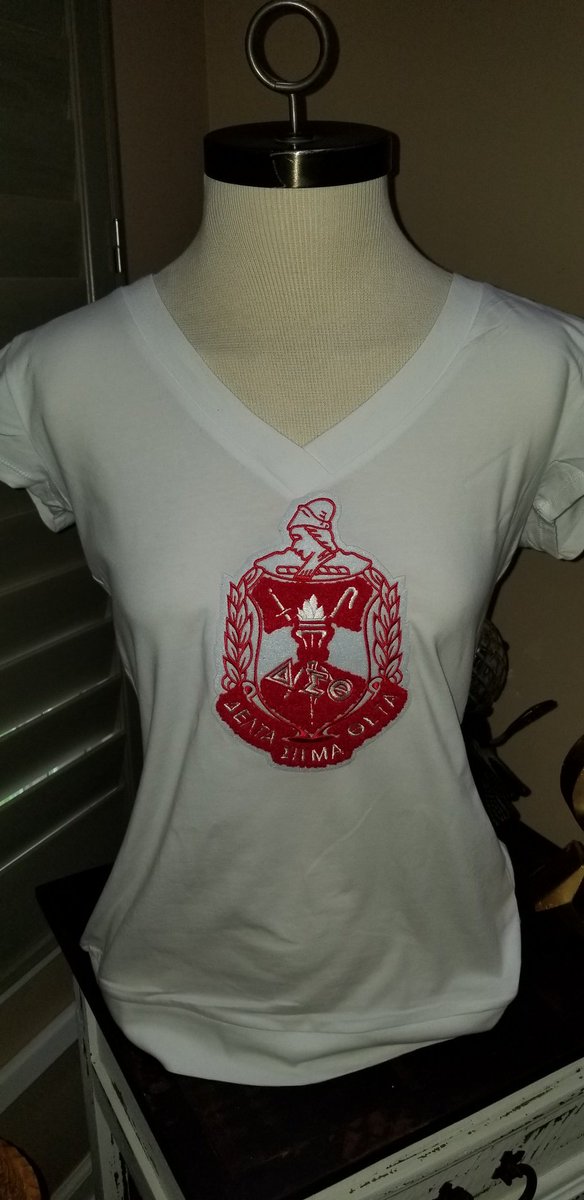 scriptuals's tweet photo. @smlacdst @dstmrac #DST1913 #divine9 Scriptuals LLC $10.00 CLOSEOUT SALE on all items [tees and blouses while quantities last] DST Vendor Fair at Redan Middle School on Apr. 6th, 10 till 2.  See u there! https://t.co/qDuWMieTf3