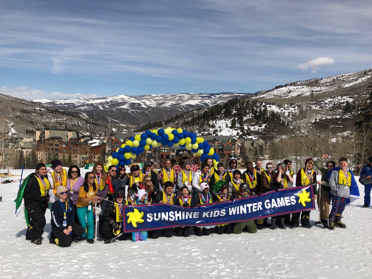 MichaelSlevin's tweet photo. A beautiful day capped a wonderful week with the Sunshine Kids in Beaver Creek. Thank you to the Sunshine Kids for showing all of us that joy, laughter and hope can be found even during the most challenging times. ⁦@SunshineKidsOrg⁩ @BeaverCreek ⁦@beavercreekmtn⁩ https://t.co/sdSRRFg6GH