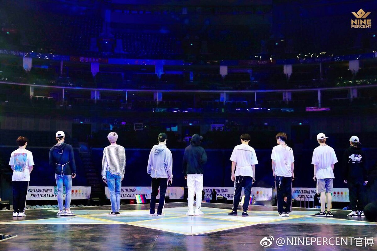 mxngq's tweet photo. 1 ปีแล้วนะเด็กๆ💙 #AlwaysstaywithNinePercent #1yearwithNinePercent https://t.co/YgxONtBch3