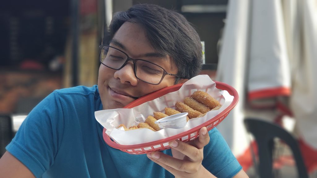 oglargechicken's tweet photo. Celebrate the weekend with your comfort food at OG ❤️🎉 https://t.co/8PgxJuEmKw