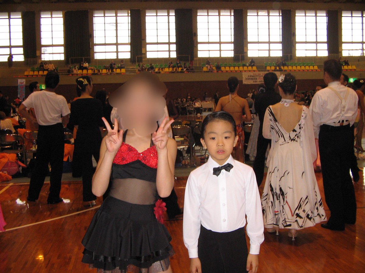 サンタモニカ マイム Twitterren この度同期の長谷川と共に 社交ダンス部 を設立しました よしもとブカツ プロジェクトの1つで 始動は5月以降になると思いますが 華麗な舞をtwitterに上げていきます ので要チェック 写真は小5の僕です サンタモニカ マイム Twitterren この度同期の長谷川と共に 社交ダンス部 を設立しました よしもとブカツ プロジェクトの1つで 始動は5月以降になると思いますが 華麗な舞をtwitterに上げていきます ので要チェック 写真は小5の僕です