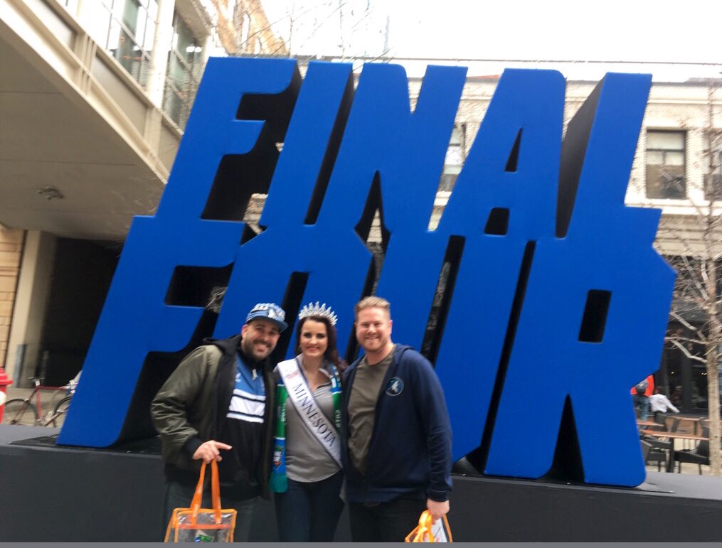 mistertoro's tweet photo. We ran into @missamericamn at the #2019FinalFour festivities https://t.co/v4vwgOAXXW