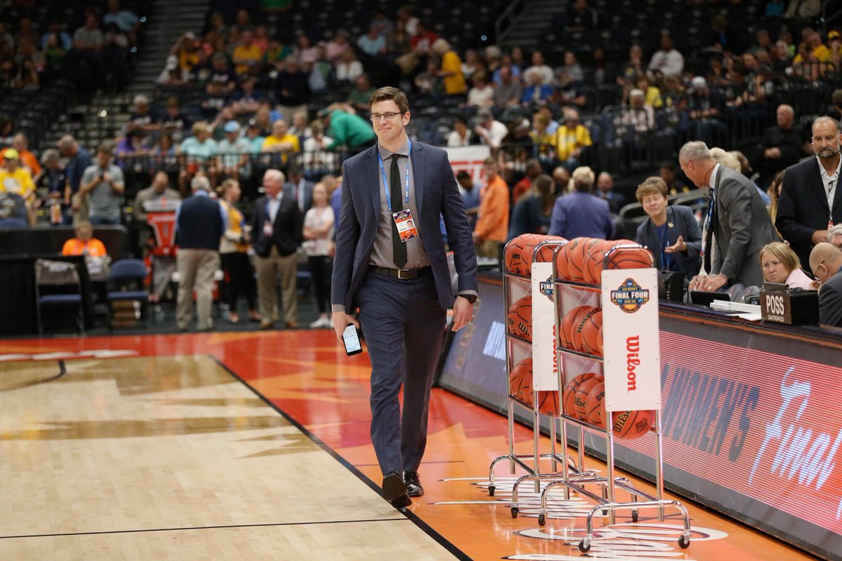 Danielle Robarts tweet media