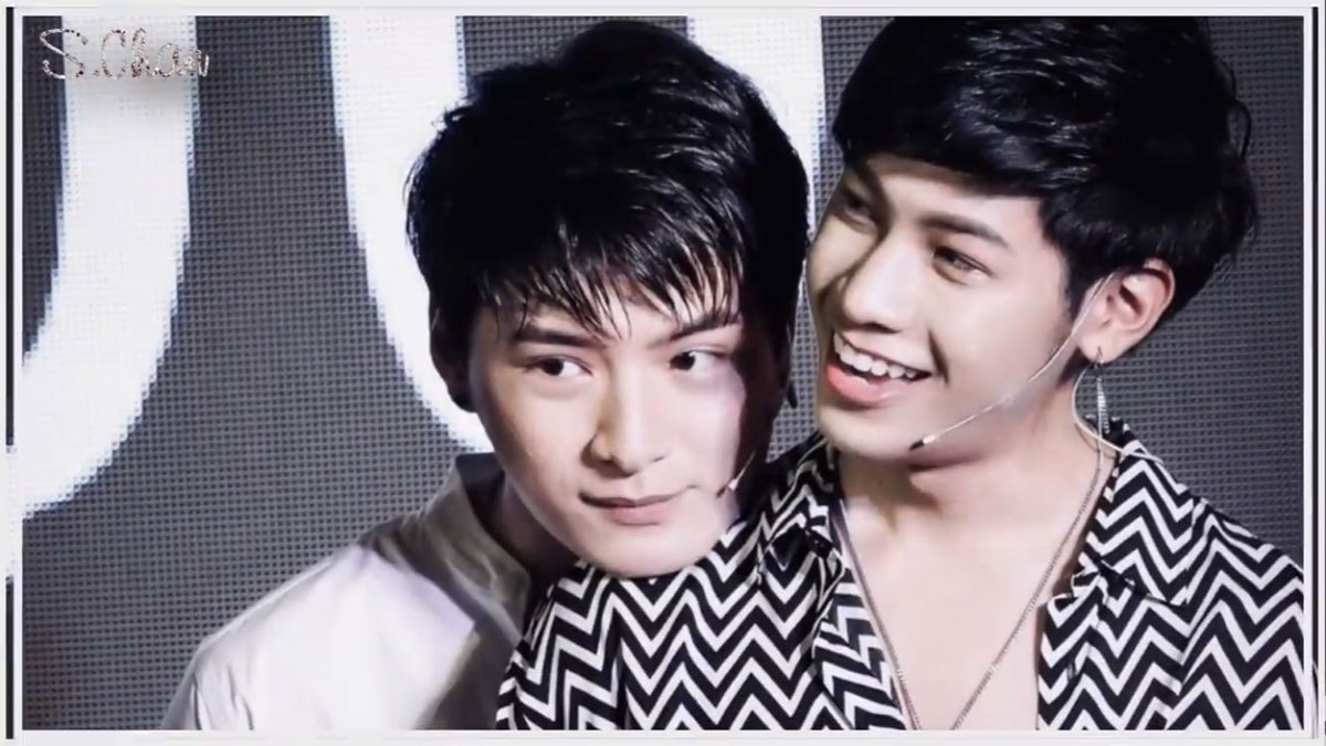 tashatash_i's tweet photo. And one day.... you became my everything
~anonymous~
#จักรวาลของคริสสิง
#ข้อยกเว้นของทุกอย่าง
#ทีมพีรญา
#universeofkristsingto
#theonlyexceptionofeverything
#kristsingto
#perayaforkristsingto
@peraya_official @krist_est @singto_malaysia @SingtoFanclub https://t.co/PEheNrA0Be