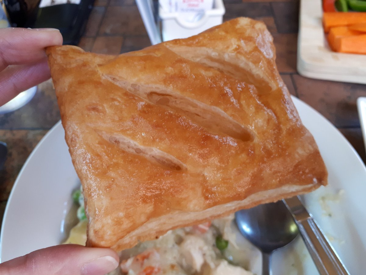 chrislui01's tweet photo. A creamy, dreamy and crunchy Friday lunch with a deconstructed Chicken Pot Pie at #VisForPies! #yegfood! https://t.co/IzmjbXfAvp