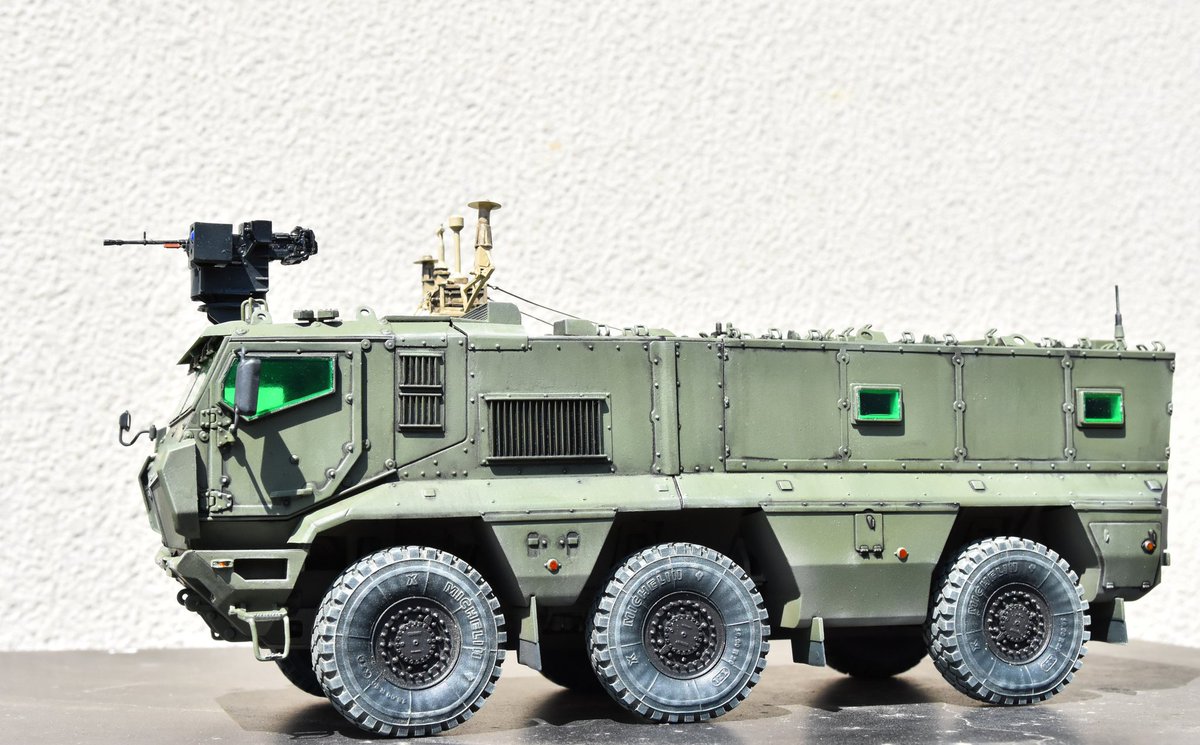 未開封TAKOM 1/35 KamAZ タイフーン K TAKOM 2173 1/35 KAMAZ Typhoon-K W/RP-377VM1& Arbalet-DM RCWS