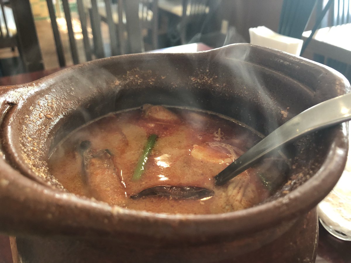 トムヤムクンおいしー 