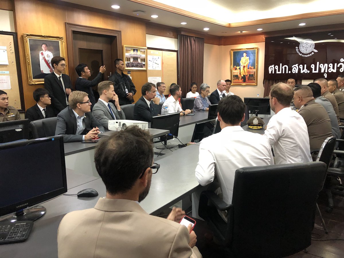 Thanathorn Juangroongruangkit tweet media
