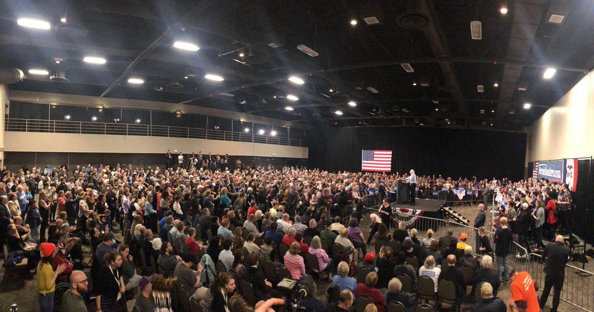 swampcommie's tweet photo. Beto in Iowa today                                         Bernie in Iowa today https://t.co/pEkNfn9gnO