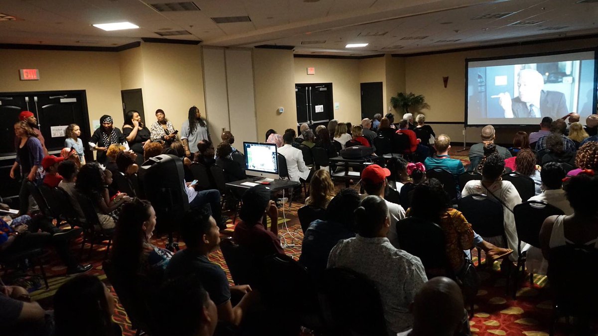 Shutterspdfilm's tweet photo. We had a crowd https://t.co/BGTa9XX2GC