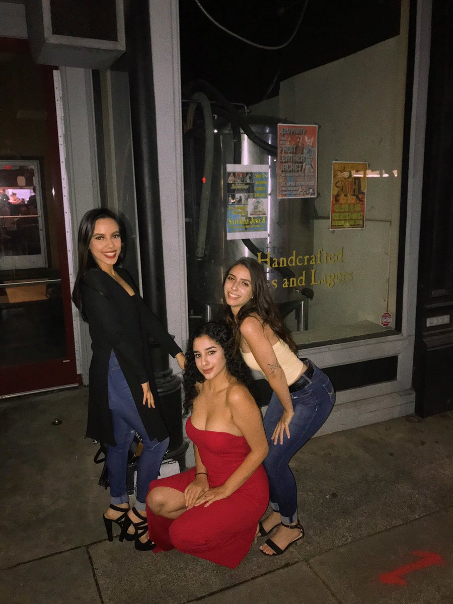 anaaa16_'s tweet image. my main bitches 💕 i love you guys. #missingone @yagirlez @goofygoober707