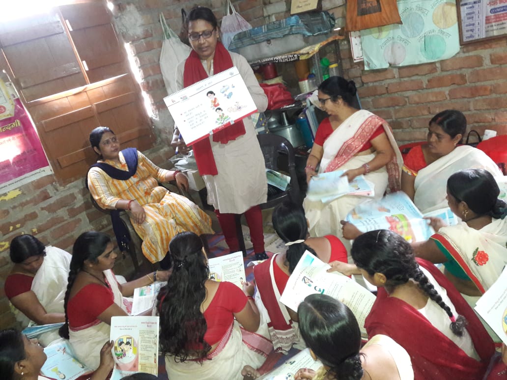 PatnaPoshan's tweet image. Sector level roll out of ILA module number 21 at Patna Sadar 3 .
#PoshanAbhiyaan #PoshanPakhwada #FightAgainst #Malnutrition @MinistryWCD @tini_tatatrusts @SPreraks @dm_patna