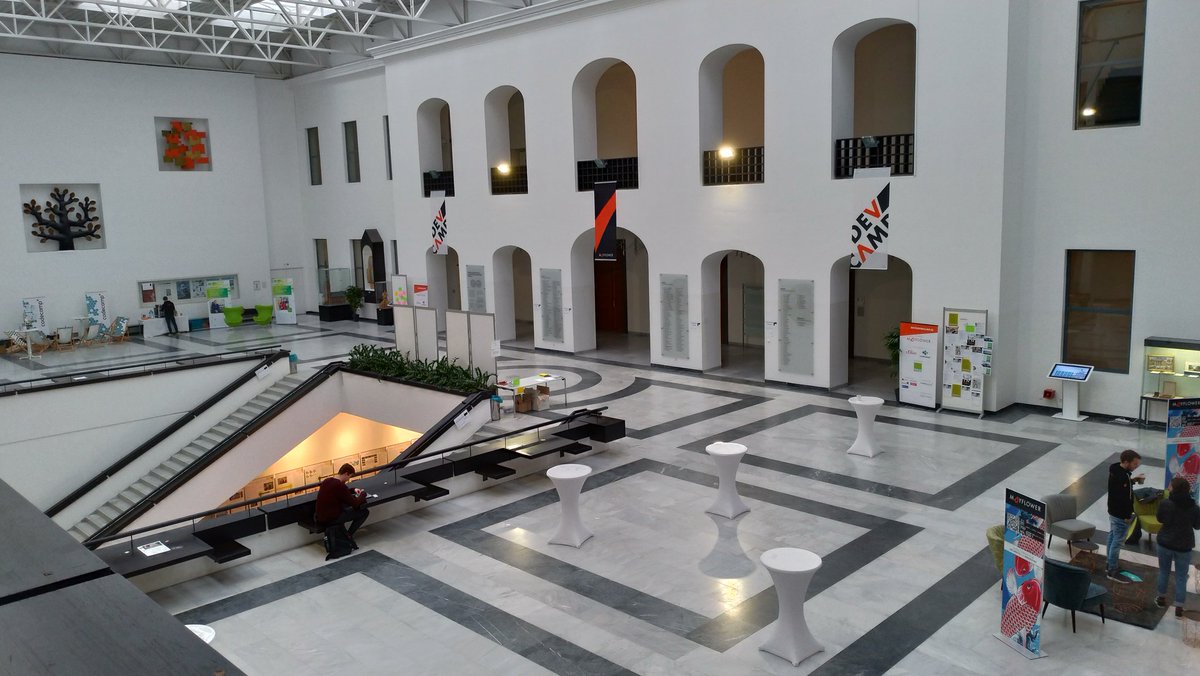 code_krieger's tweet image. Die Ruhe vor dem Sturm #devcamp19