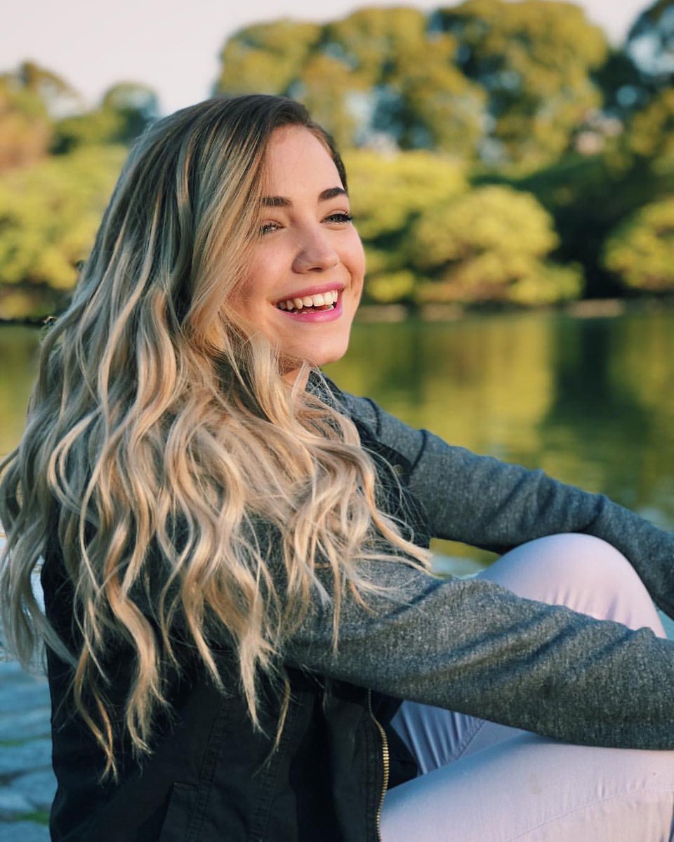 teampili_fr's tweet photo. Hoy empezó esta cuenta para mostrar todo mi amor por @Pili_Pascual_ 💕 estoy mirando Go y me encanta 😍 besos desde 🇫🇷 @Pili_Pascual_  te quiero mucho https://t.co/57KtKfOljr