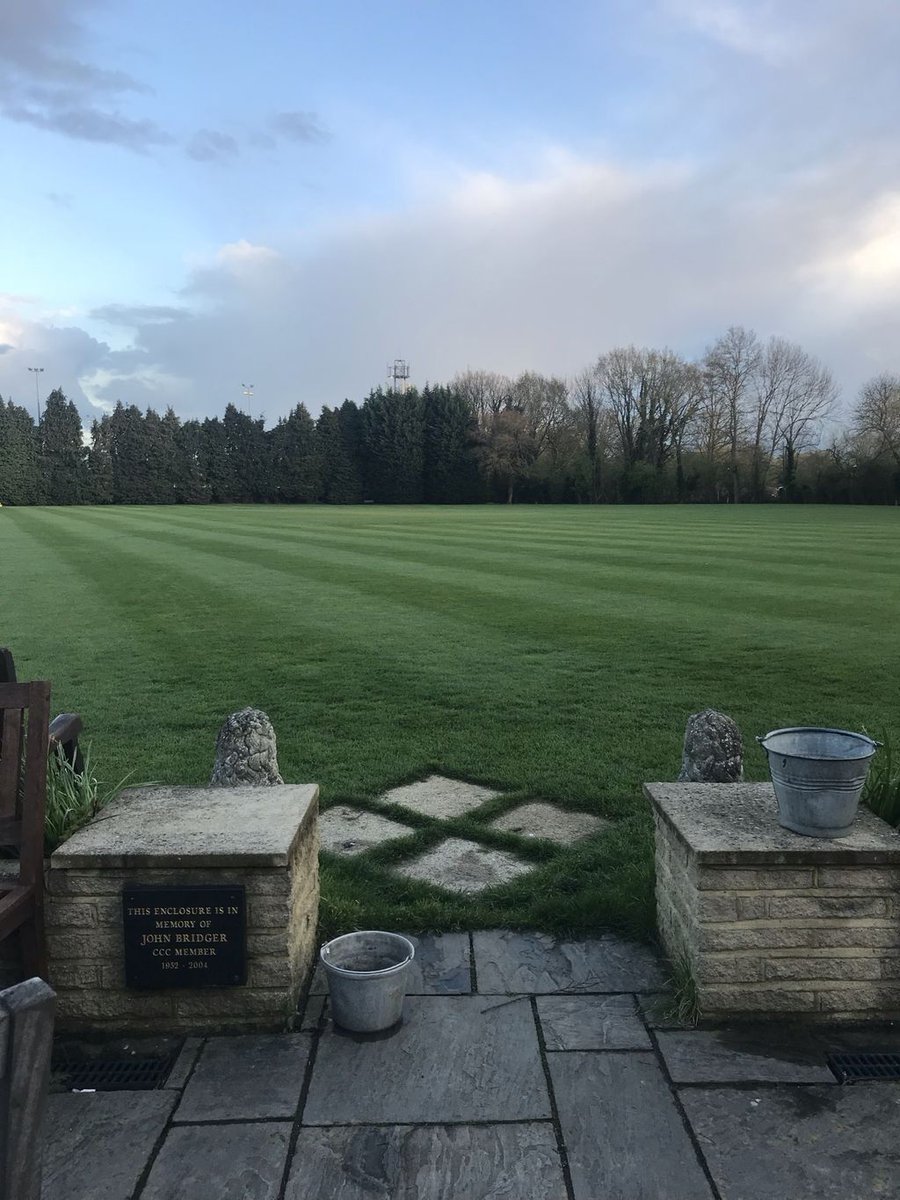 ChertseyCC's tweet photo. At a loose end today? The grounds team have been working tirelessly over the Winter to get the ground looking beautiful but the place will look even better after it’s been given it’s Spring going over at Work Day today... come down the club from 10.30am! #WorkDay2019 https://t.co/RShefiqPEI