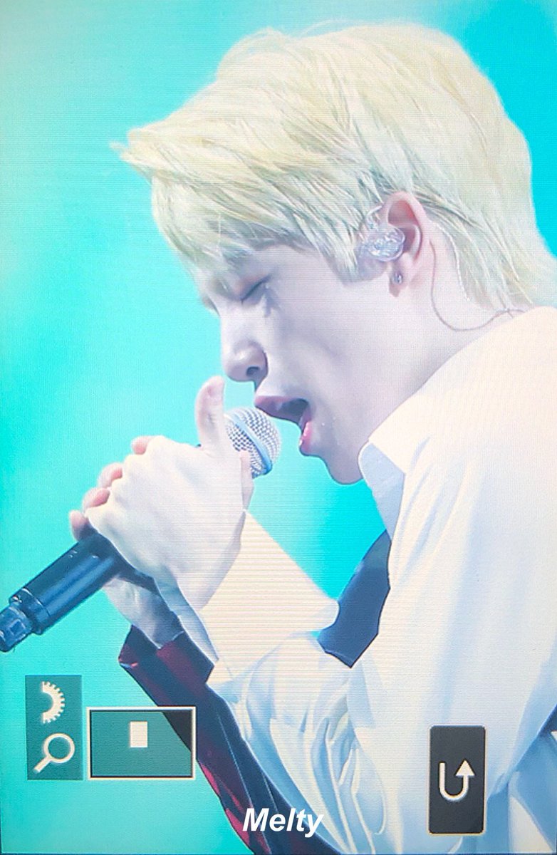 Melty_for_Dino's tweet photo. 190403 SEVENTEEN JAPAN TOUR HARU preview🌸 
#DINO #디노 #이찬 #ディノ #세븐틴 #SEVENTEEN @pledis_17 https://t.co/8CSgHI3YnG