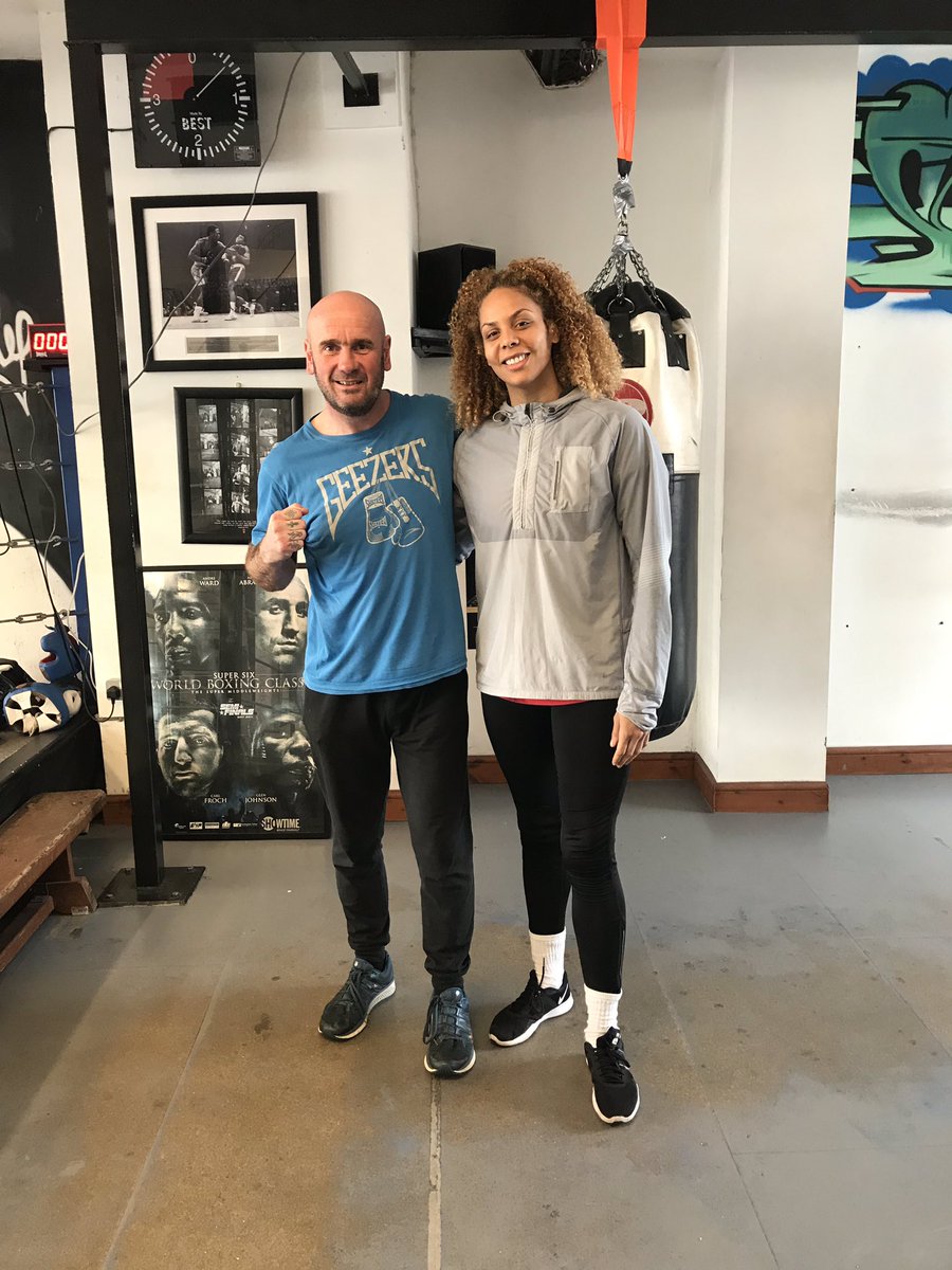 Ultimate_Boxing's tweet photo. Good luck today Carly Ogogo 😉👍
.
.
#boxing #lowestoft #suffolk #ultimateboxing #springboxingacademy https://t.co/5egBPuwFNa