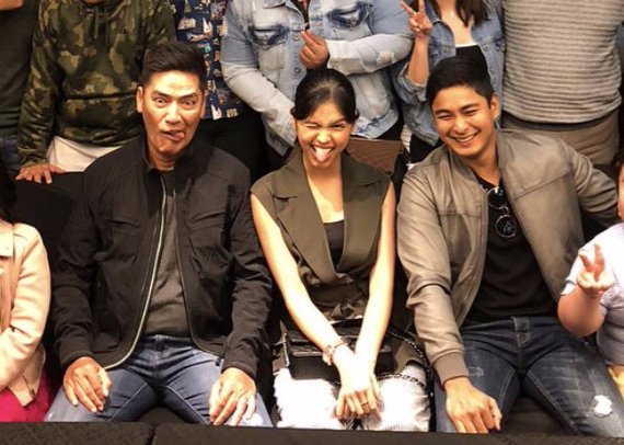 For fresh tweets: 

Name one movie title. Pinoy or Intl movie pwede. 

Ex. Jack Em Popoy The Puliscredibles 

<a href="/mainedcm/">Maine Mendoza</a> | Stacy 

#DADDYSGURLWagandangSummer