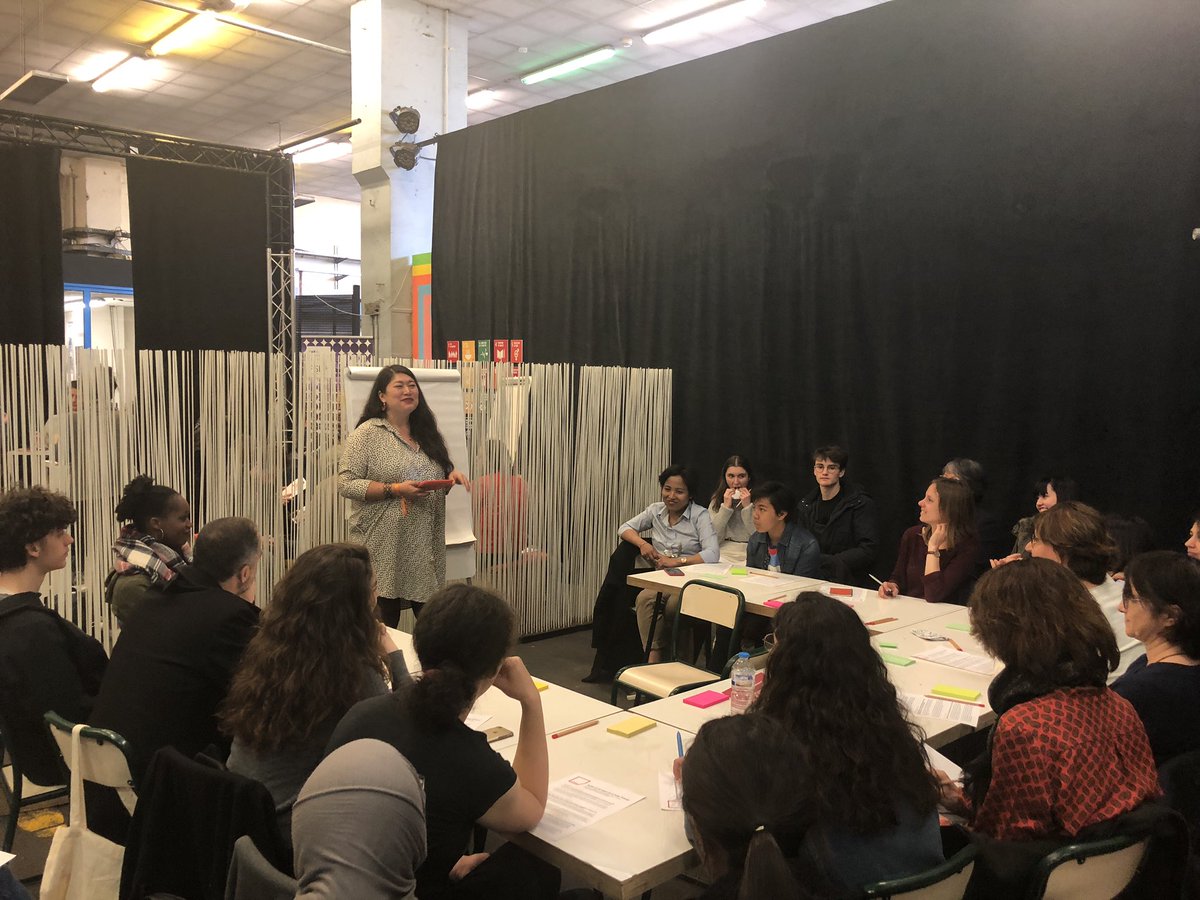 2ème session et encore plus de monde pour l’atelier <a href="/EcoleLISAA/">LISAA</a> animé par <a href="/vanessafarnot/">Vanessa Farnot</a> #partenariat <a href="/lemonde_campus/">Le Monde Campus</a> #O21 <a href="/MarineTitoff/">Marine Titoff</a> <a href="/Agnes_Nicolas/">Agnès Nicolas Ifker</a> <a href="/MantiaTraore/">Mantia Traoré</a> <a href="/ConstanceGrison/">Constance Grison</a>