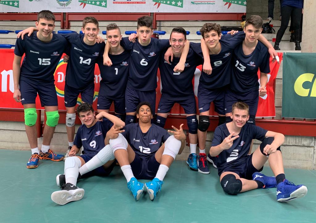 VeroVolley's tweet photo. Spettacolo nella Boy League ๐
La nostra Under14 #VeroVolley @Compex_INT vince contro @modenavolley
e @PowervolleyMI ed รฉ matematicamente tra le prime quattro! ๐คฉ
Oggi la sfida contro @trentinovolley
#VV ๐ #CulturaSportiva ๐ #delmonteboy https://t.co/fEmUWJTHnU