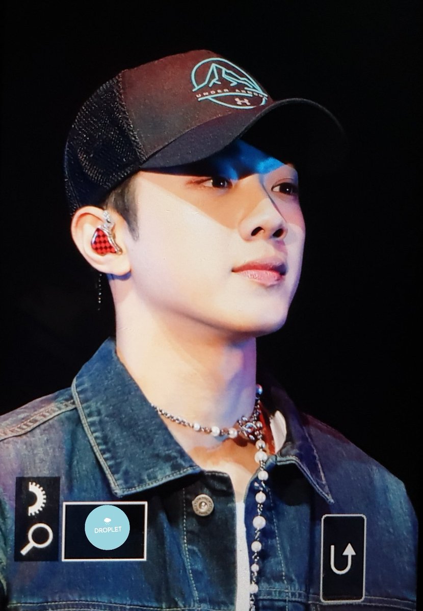 DROPLET_010923's tweet photo. 190406
#라이관린 #賴冠霖 #Laikuanlin https://t.co/qiZdU0f5vb