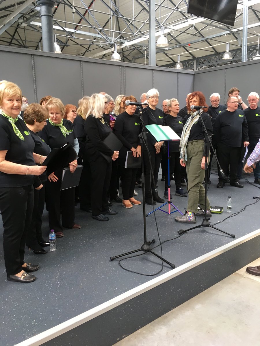 Quirky Choir Quirkus Project tweet media