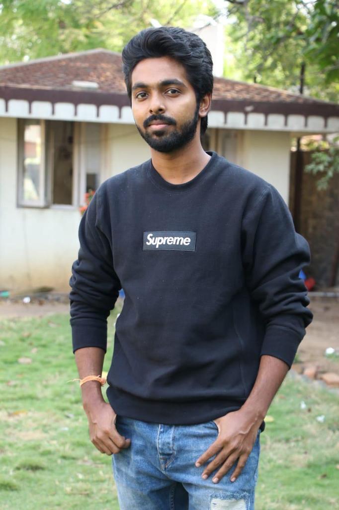 Gvprakash_FP's tweet photo. At just 100Mins, #Watchman will be a racy thriller without any songs..says director #vijay 

@gvprakash anna's acting &amp; #BGscore will be the highlight of the movie🔥

#WatchmanPressMeet 
@DoubleMProd_ @DoneChannel1 @CtcMediaboy https://t.co/mUiE8CzNVi
