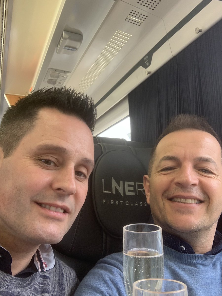 t1mwc's tweet image. So finally on our way for a busy but exciting few days ....first stop London for the Oliviers and then straight on to Aviemore for the #ASRA conference...a few drinks may be involved !!!