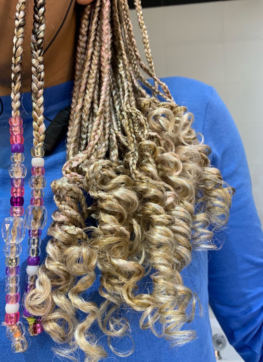 New braids. 
Color: champagne 🥂