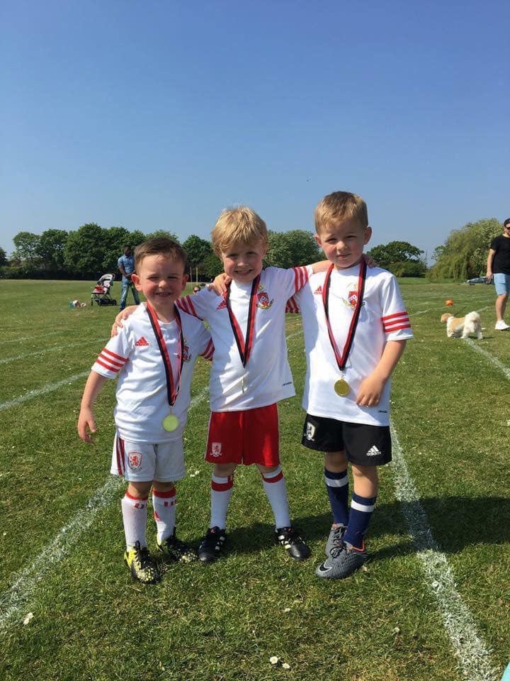 North Ormesby FC are on the look out for an enthusiastic and reliable person to manage/coach our new up and coming under 7 team. 🔴⚫️

More information below!! 

🌟🌟Please retweet and share!!🌟🌟

Thanks
NOFC

#UTDB #doggyboys #futurestars #football #grassroots