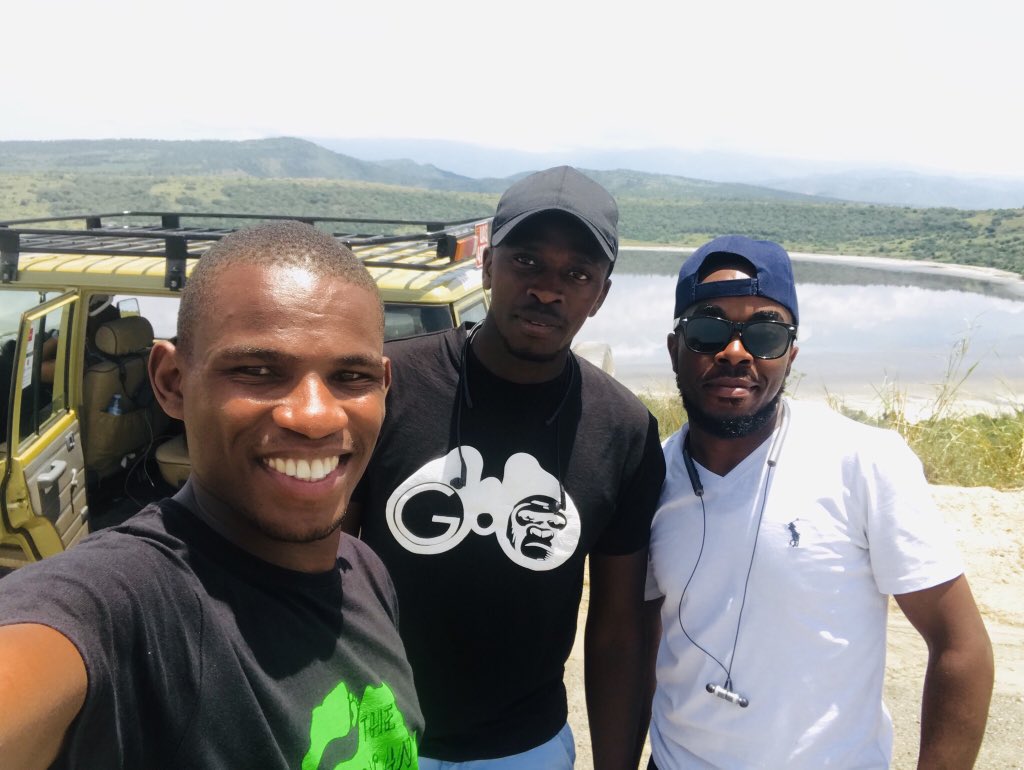 BrianUgTraveler's tweet photo. #DomesticTravel #VisitUganda My Uganda #YourUganda
๐Queen Elizabeth National Park
Boat Cruise Afternoon along #Kazingachannel, a channel that Connects 2 grabbens Lakes that is Lake Edward & Gorge. All Found in the Western Arm of The Rift Valley. https://t.co/fjP5GHySnX