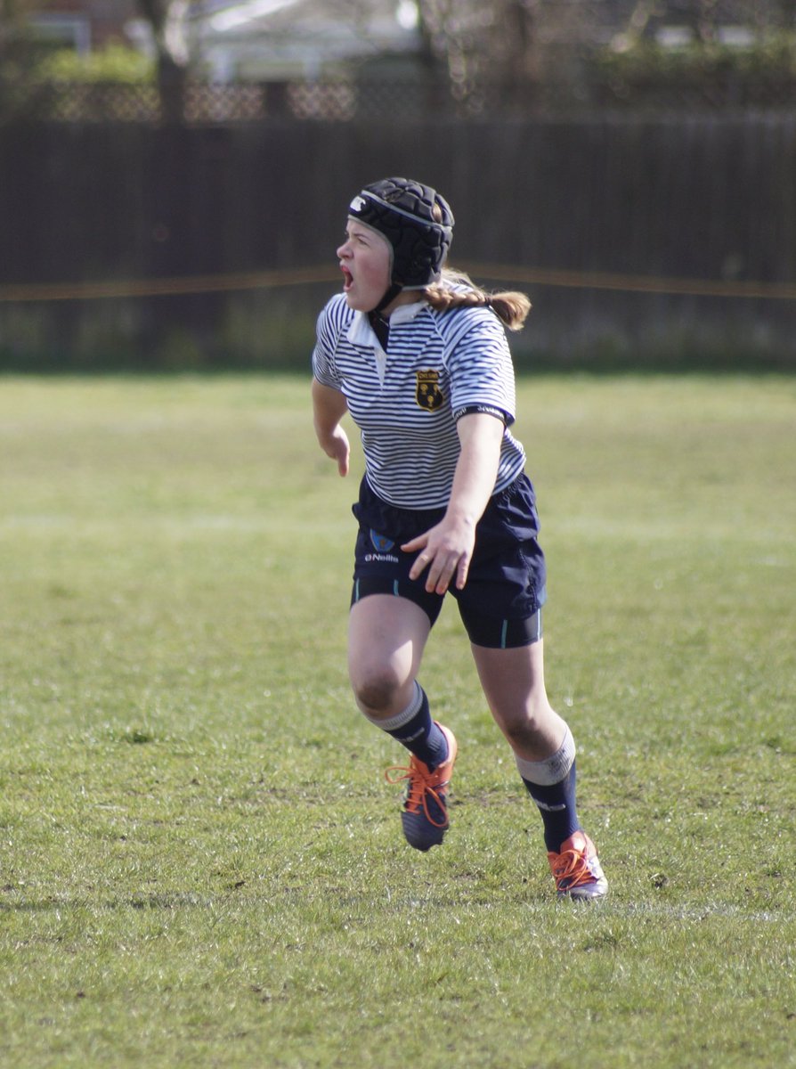 wheelyal's tweet photo. That’s my girl :-). She’s a season ticket holder for @SaleSharksRugby she plays 9 for Ellesmere Port Rugby and 9/Winger for Cheshire. #shelovesrugby #nevergivesup #evenabrokennosedidntstopher #girlsrugby #beactive #cheshiresharks https://t.co/mRf3tLEL6V