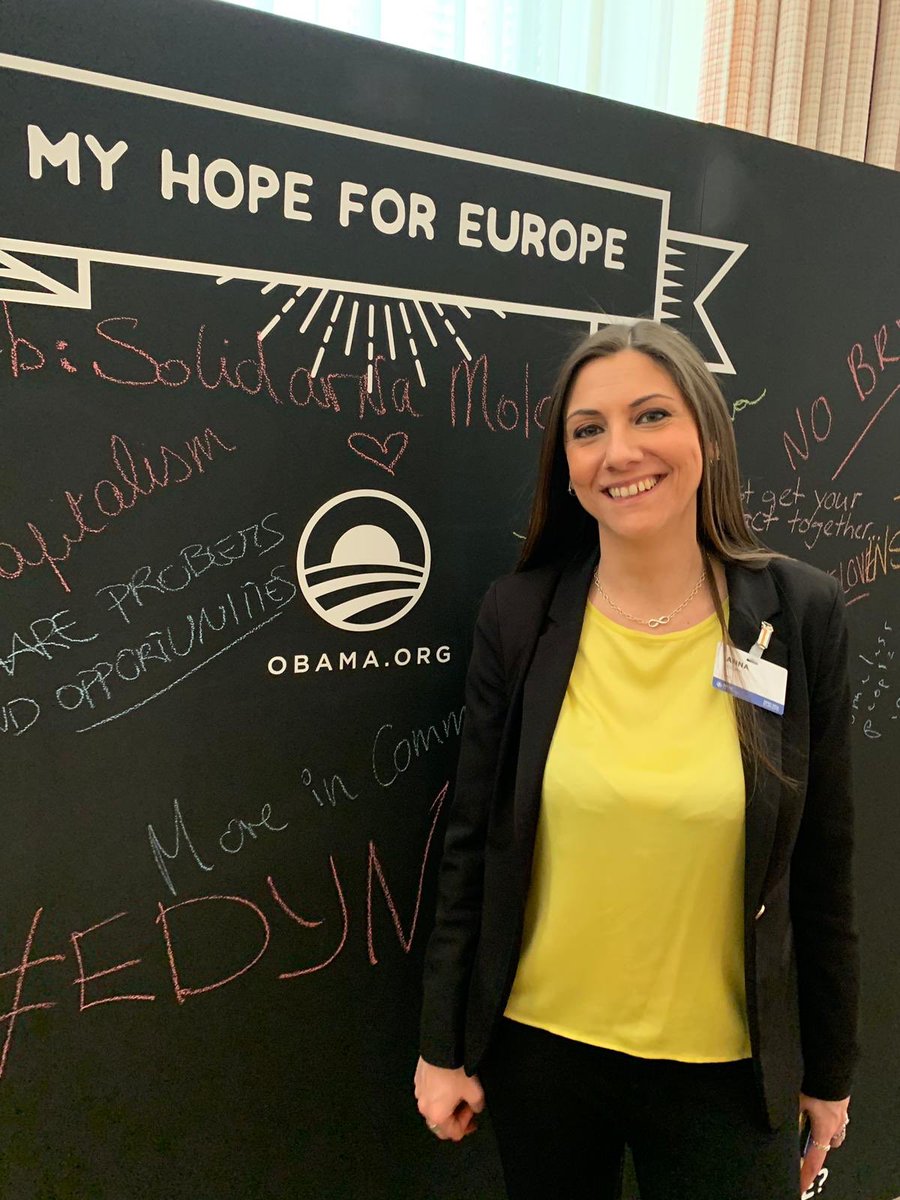 AnnaAscani's tweet photo. La #ObamaTownHall è iniziata. 300 giovani leader europei discutono di sfide, opportunità e soprattutto speranze di questo tempo, alla vigilia delle elezioni europee più importanti di sempre.
Un’occasione straordinaria. https://t.co/dWAaNCDdrU