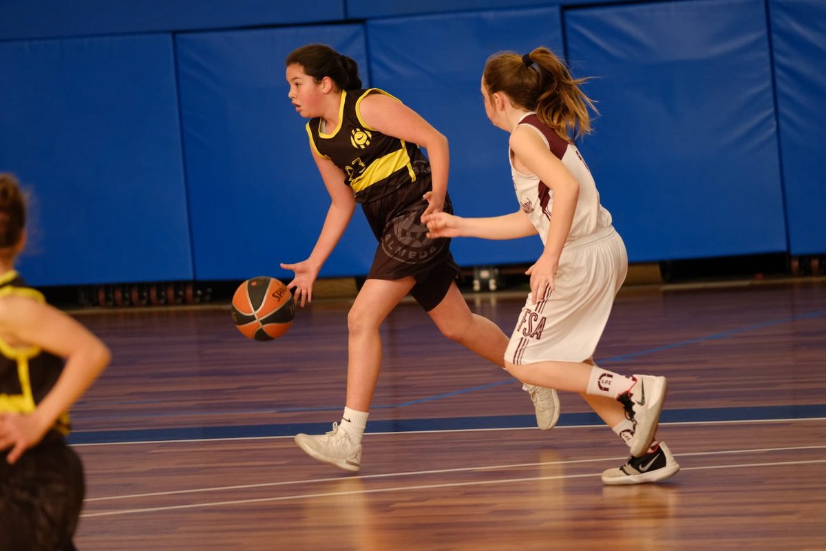 ASRBasketAlmeda's tweet photo. 🏀#PMFALM 33- @FemSantAdria 80 #AdnAlmeda #JornadaAlmeda #souelfutur https://t.co/TvD6kKuqdn