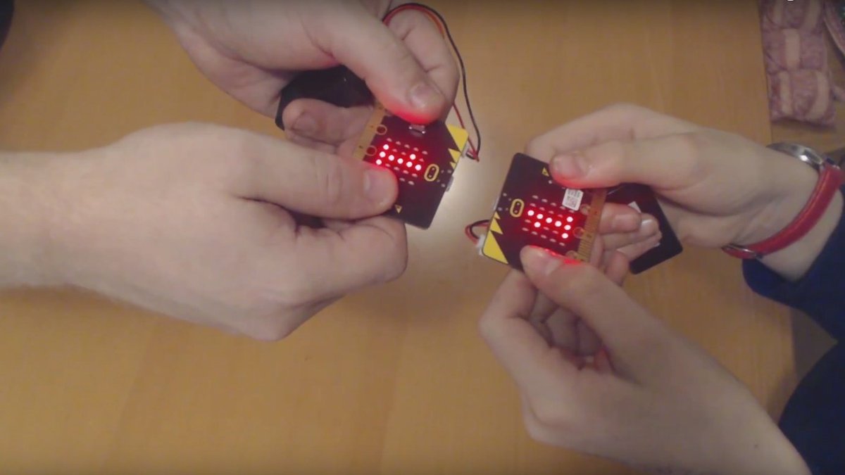 Watch out for the lasers: youtu.be/l7LTg15KPgE?t=…

This 2-player game for your micro:bit has you shooting lasers at your opponent while dodging theirs at the same time! 

<a href="/MicroMonstersUK/">MicroMonstersCode</a>'s video shows you the game in action &amp; guides you through how to make your own...

#microbit