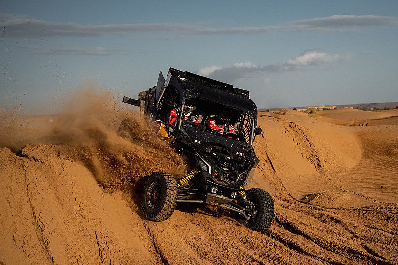es_Motorsport's tweet photo. .@AlAttiyahN y @A_Vanbeveren se coronan en el @MerzougaRally 2019 https://t.co/XoBFXEZdnn Crónica, clasificaciones finales y fotos de la última etapa #Merzouga2019 https://t.co/VPUXWSuFXt