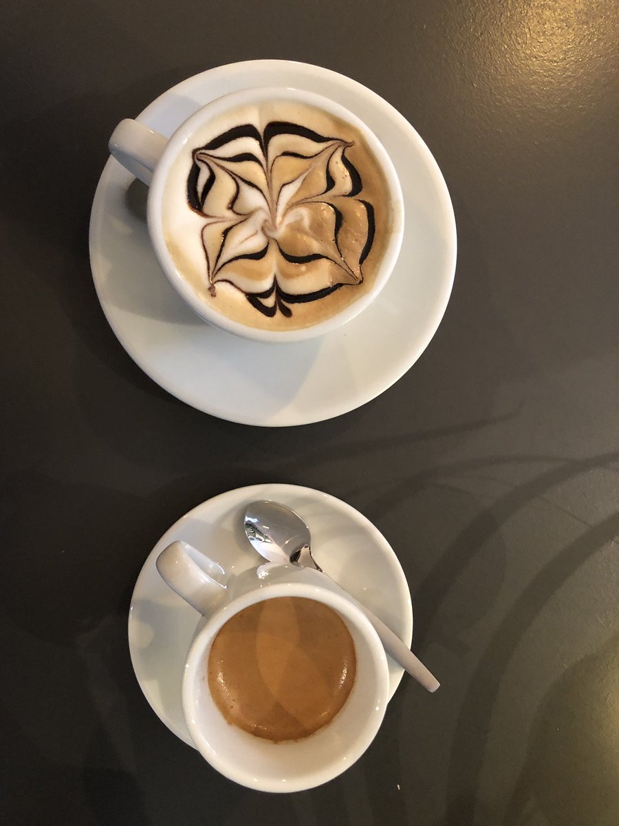 Echt heerlijke Italiaanse koffie, die er ook nog eens prachtig uitziet! @Zamcaffé_