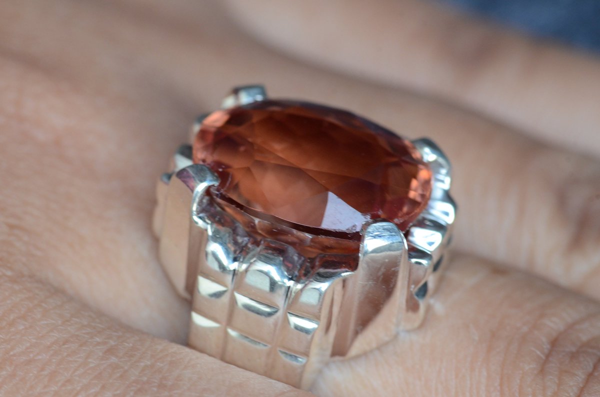 craft_native's tweet image. Mens Alexandrite Ring Alexandrite Sterling Silver 925 Handmade Ring.
The ring showcases an elegant design with unique Beautiful Alexandrite stone.
#Alexandrite #Gemstones #Colorchanges #Timeless #Handmade #ArtisanRing #SterlingSilver925 #GemRing #Unisex #Unheated #Untreated #Etsy