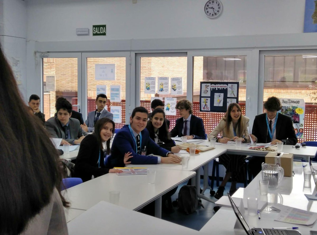 ColegioMirabal's tweet photo. Nuestros alumnos preparados y muy ilusionados para una nueva jornada de UNESMUN!!!
@unesmun_oficial
#somosmirabal #liderandoelfuturo https://t.co/VwmuZ6YYAU