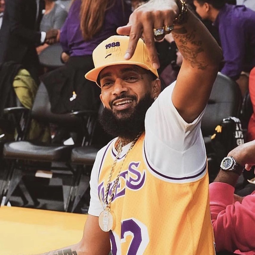 notoriousrob123's tweet photo. @mauroranallo #RipNipseyHussle #RestInPower #Respect #MuchLove #LA #PutThemGunsDown #KingNipseyHussle https://t.co/5uqbE1gGyB