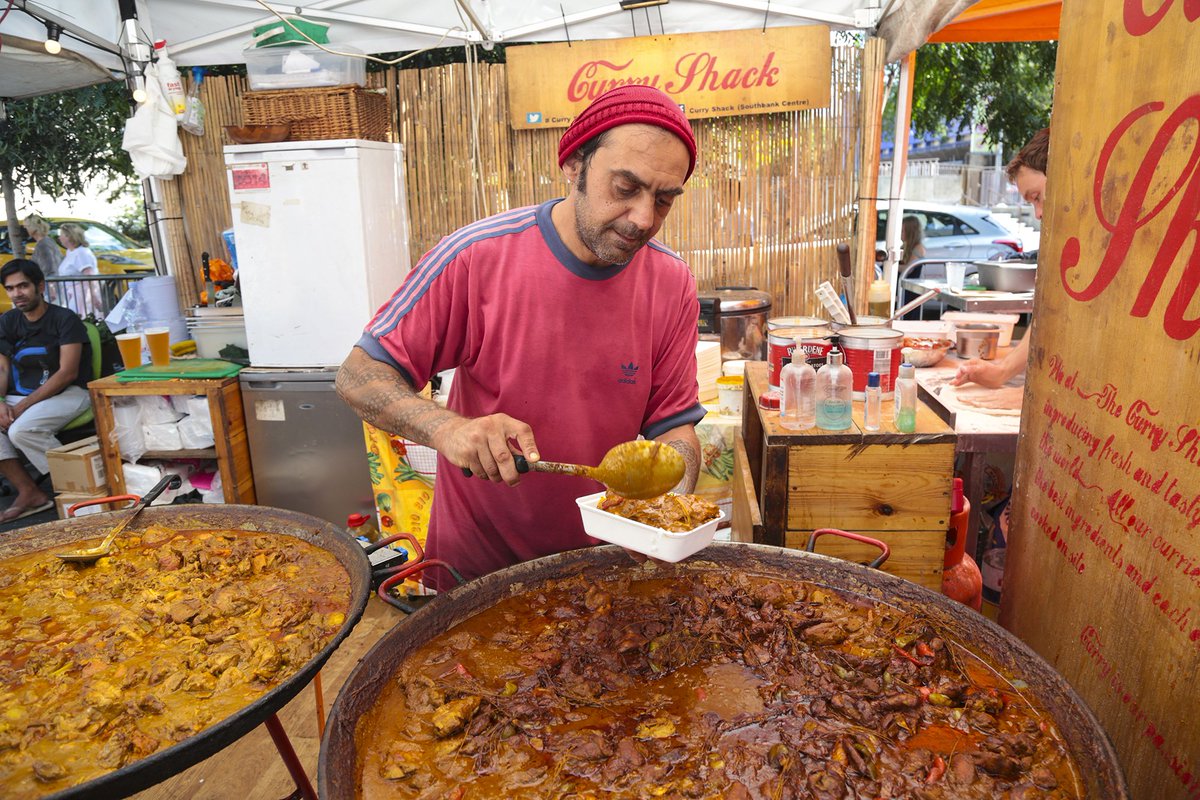 southbankcentre's tweet image. #FunFoodFact: India is home to bhot jolokia, one of the hottest chillies in the world. Try  a range of spicy and mild curries from @CurryShackSE1 at today's @SCFoodMarket. 🌶️🌶️ Find out more: bit.ly/2VrYXug #StreetFood #Foodie #Curry