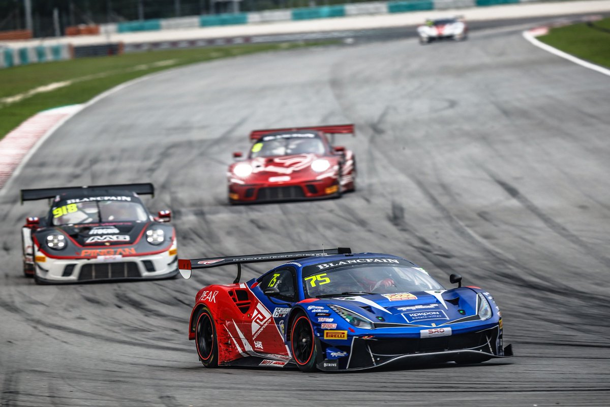 motorsportcomID's tweet image. 🔴 LIVESTREAM: Race 1 - Sepang | Blancpain GT World Challenge Asia 2019

Saksikan secara langsung perjuangan @RHaryantoracing dan pembalap-pembalap Indonesia lainnya.

Tonton di sini -&amp;gt; id.motorsport.com/asian-gt/news/…